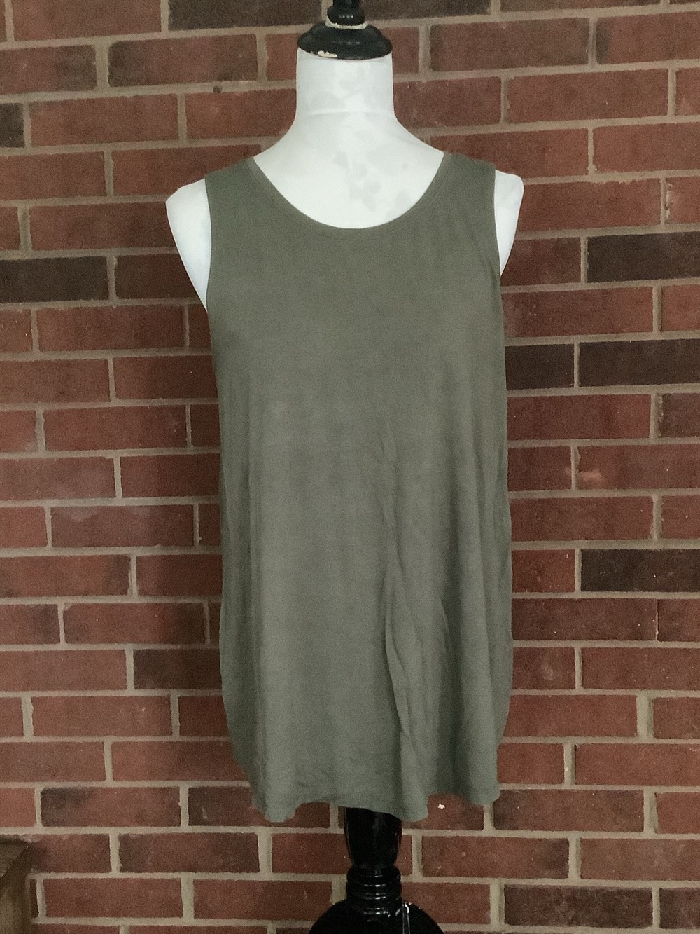 Style & Co. Olive Green Scoop Neck Tank